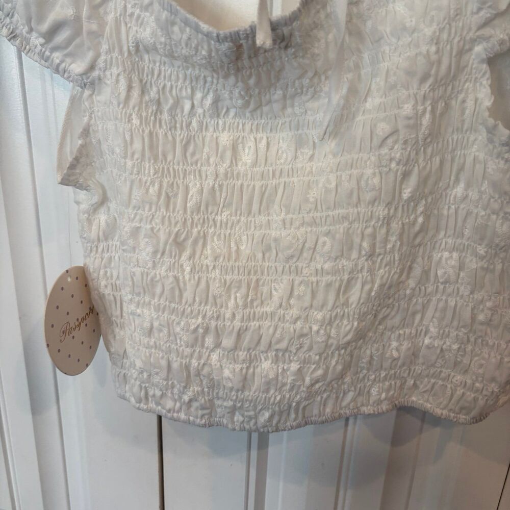 Passport White Crop‎ Top Size Small - Picture 5 of 8